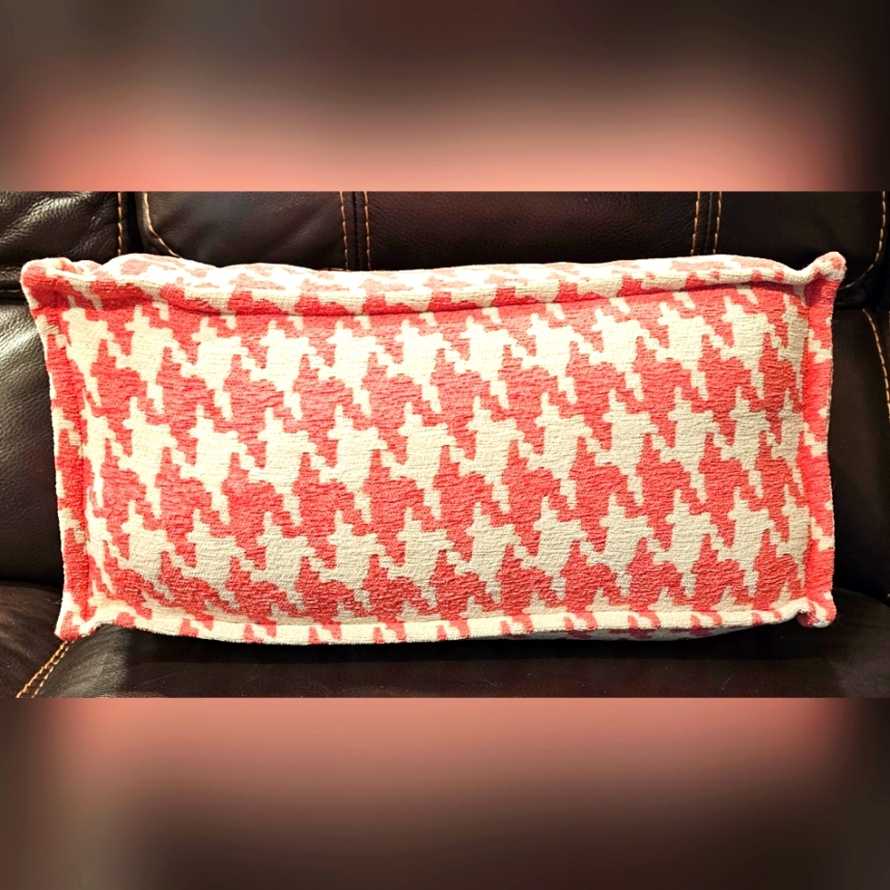 Studio D Pink Houndstooth Pattern Accent Pillow
